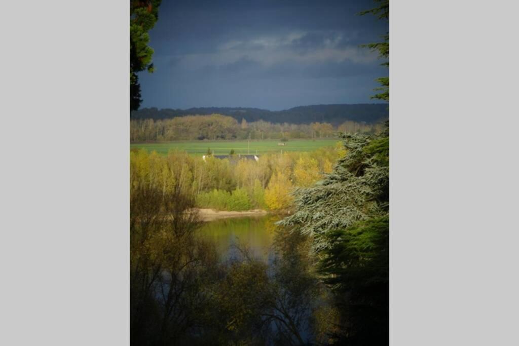 Amalouyse De Charme Au Coeur Des Chateaux De La Loire Apartment Montlouis-sur-Loire